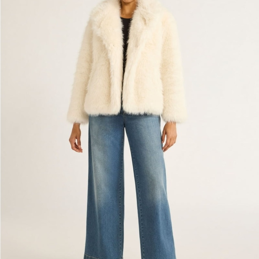 Oversized Faux Fur Jacket for Women from Scoop NEVER WORN MISSING TAG
